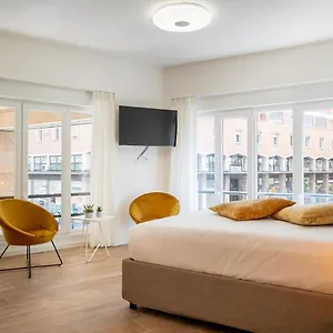  Couette-café Marconi28suites Italie